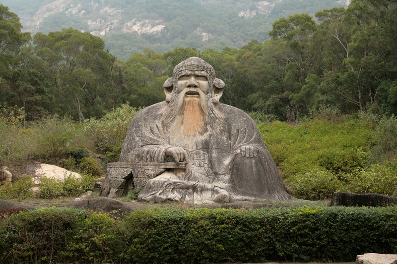 Statue of Lao Tzu in Quanzhou.jpg