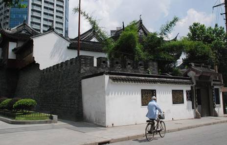Emperor Guan Temple (Shanghai).jpg
