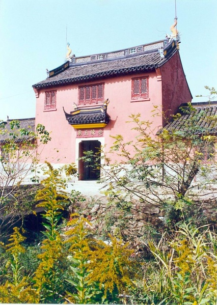 File:King Chen Temple (Shanghai).jpg